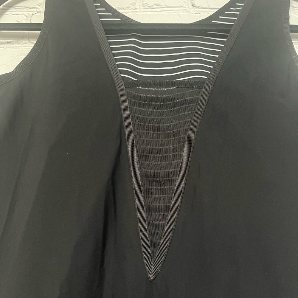 LULULEMON Both Ways Dress, Parallel Stripe/ Black - Picture 6 of 9